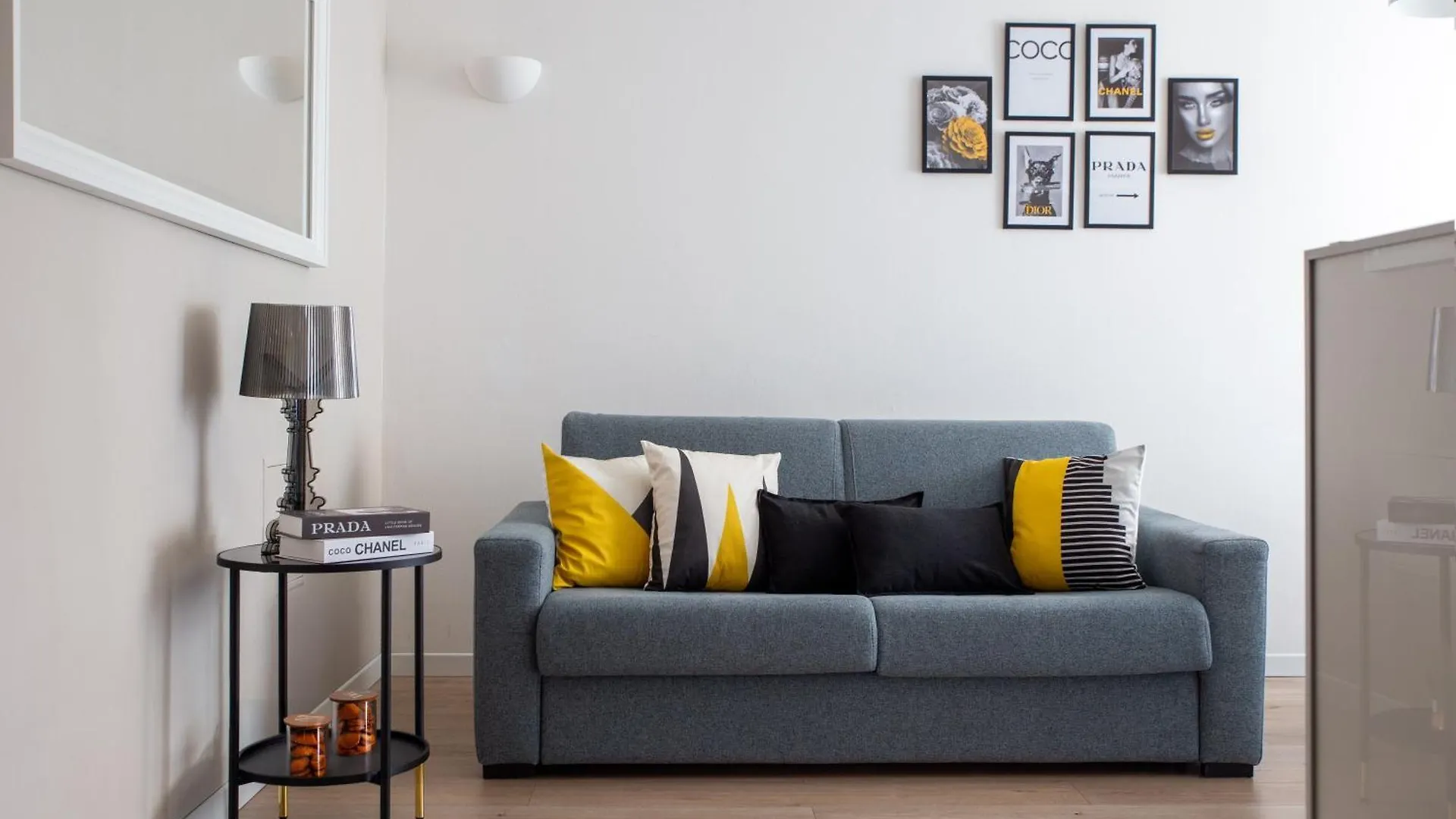 Apartment Solari Apartment, Milan Fashion Street Italy